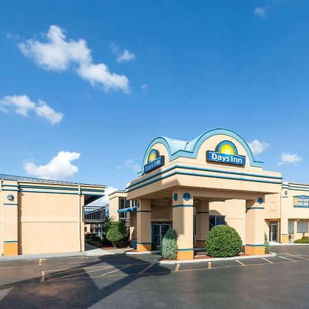 Days Inn By Wyndham Oklahoma City Fairground Exterior photo